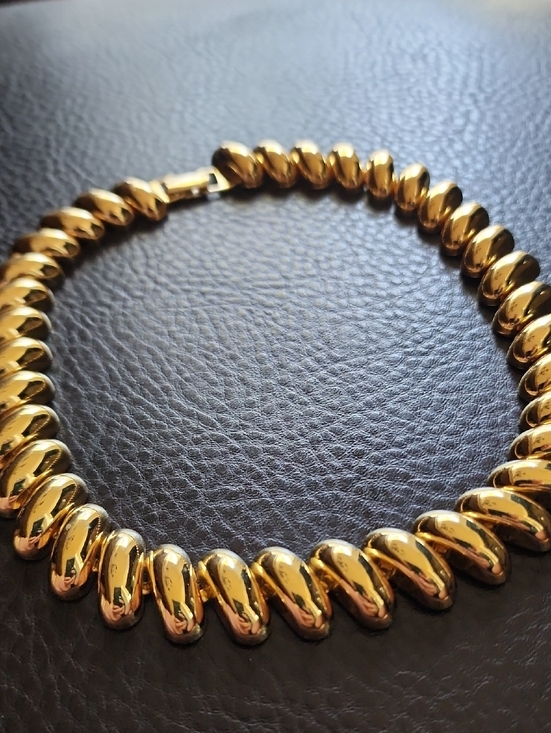 Napier Jewelry - VTG Napier Gold Statement Twist Necklace - Women Jewelry